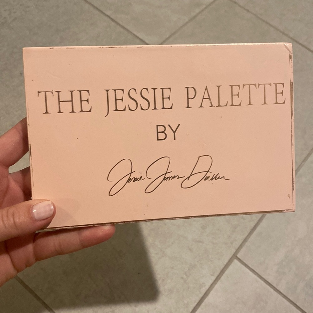 Kittenish - Jessie James Decker Palette